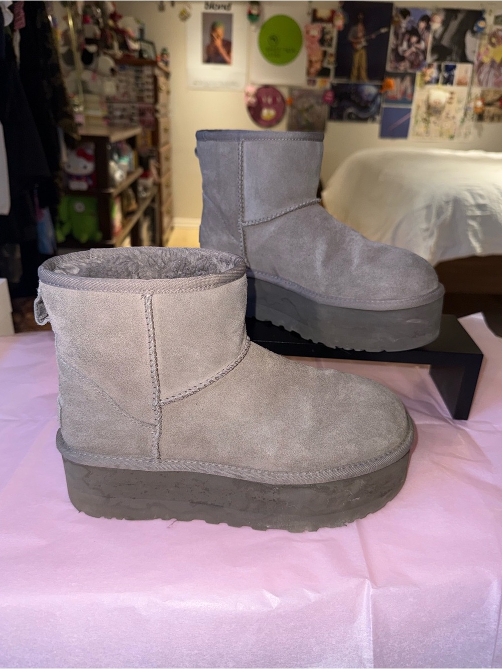 UGG Classic Ultra Mini Platform Boots Grey – Size 8 - Picture 2 of 14